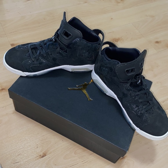 Air Jordan Retro 6 “Heiress” - Picture 2 of 5